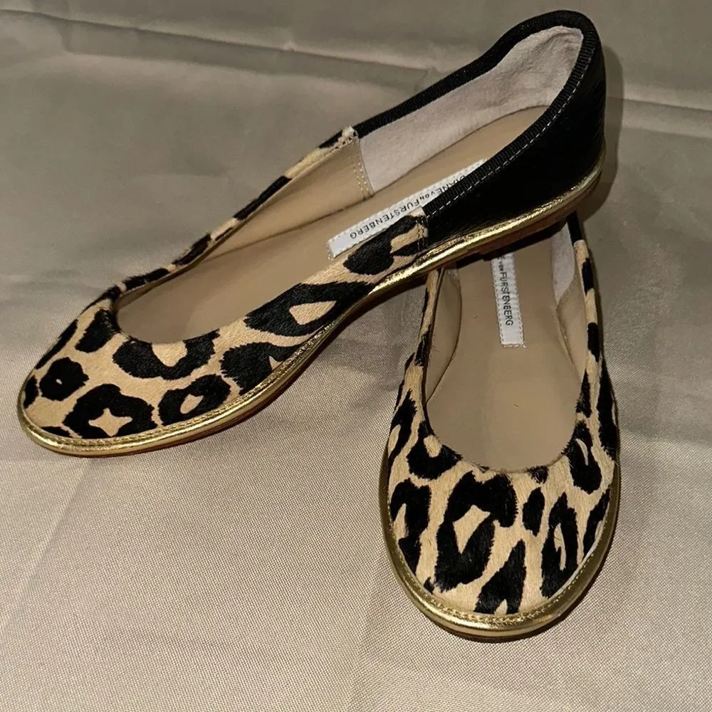 Diane Von Furstenberg Cheetah Mohair Flats Size 6